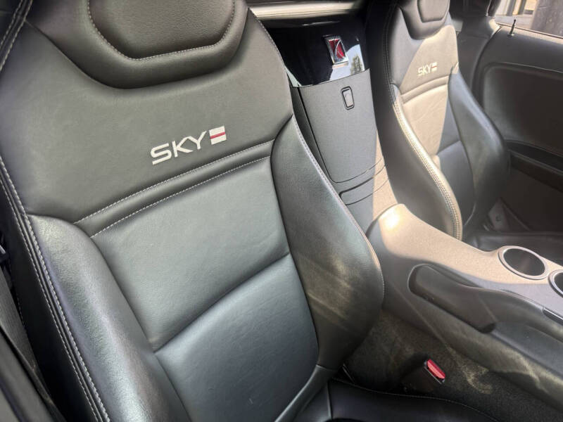2008 Saturn SKY Red Line