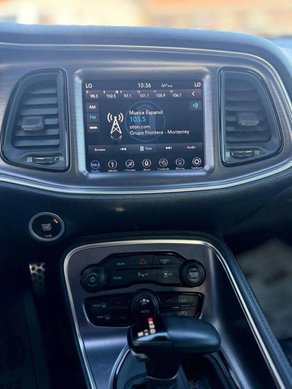 2017 Dodge Challenger