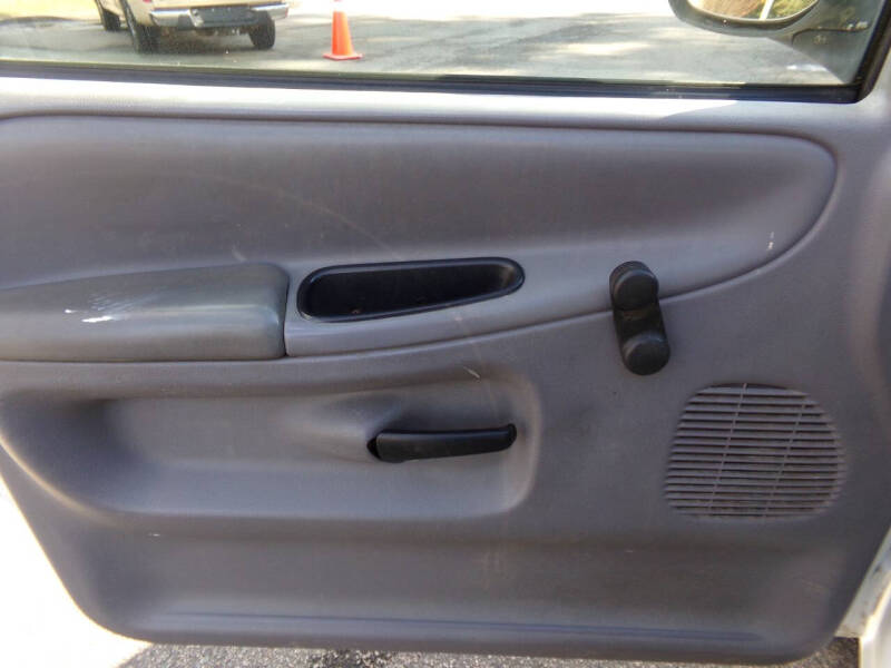 1999 Dodge Ram 1500 ST