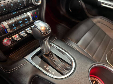 2022 Ford Mustang Mach 1