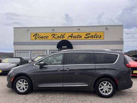 2020 Chrysler Pacifica for sale at Vince Kolb Auto Sales in Lake Ozark MO