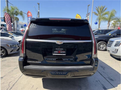 2016 Cadillac Escalade Platinum