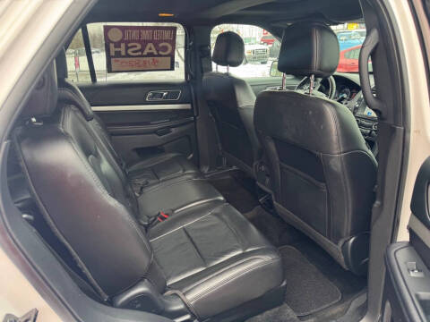 2017 Ford Explorer XLT