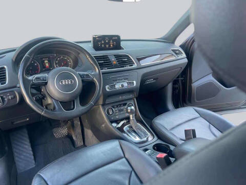 2016 Audi Q3 2.0T Premium Plus