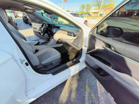 2018 Toyota Camry SE