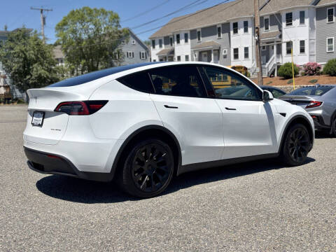 2023 Tesla Model Y Long Range
