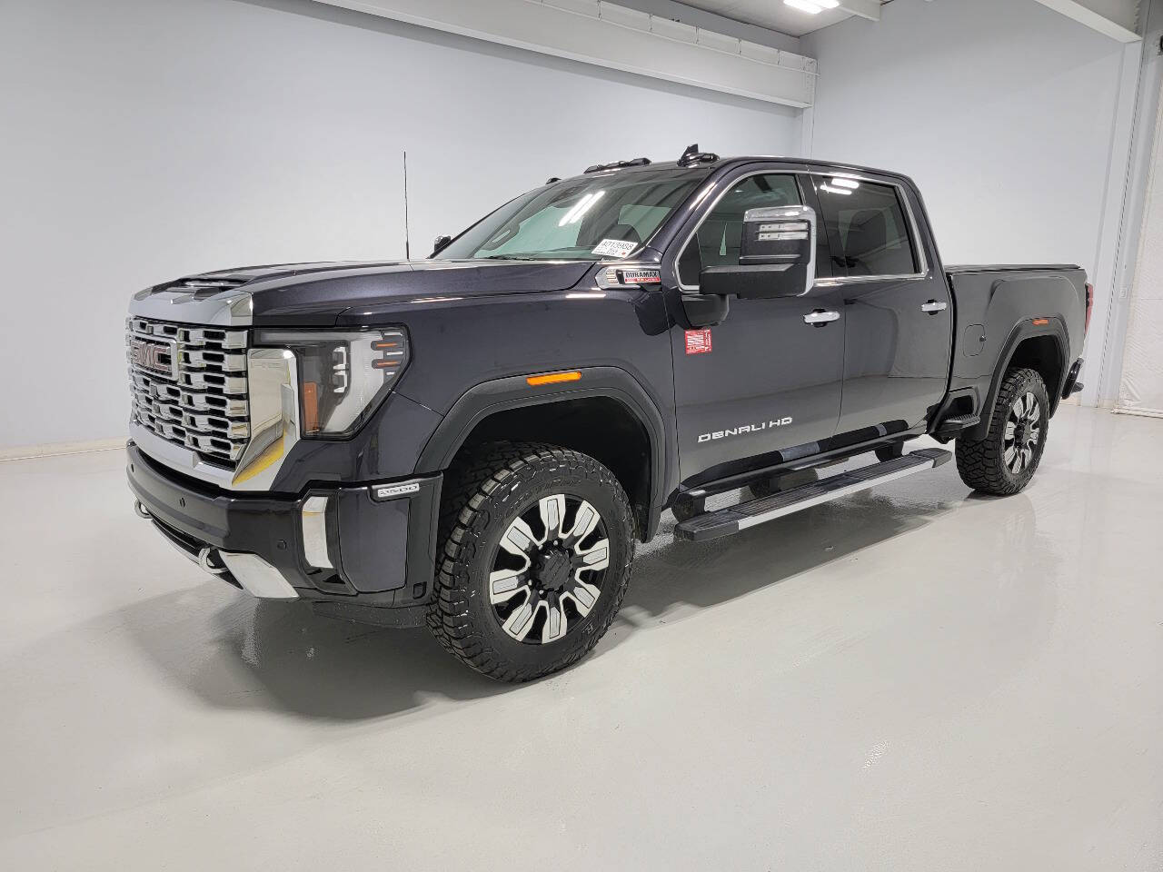 2024 GMC Sierra 2500HD Denali 4x4 4dr Crew Cab SB 