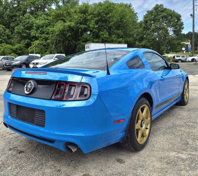 2014 Ford Mustang V6