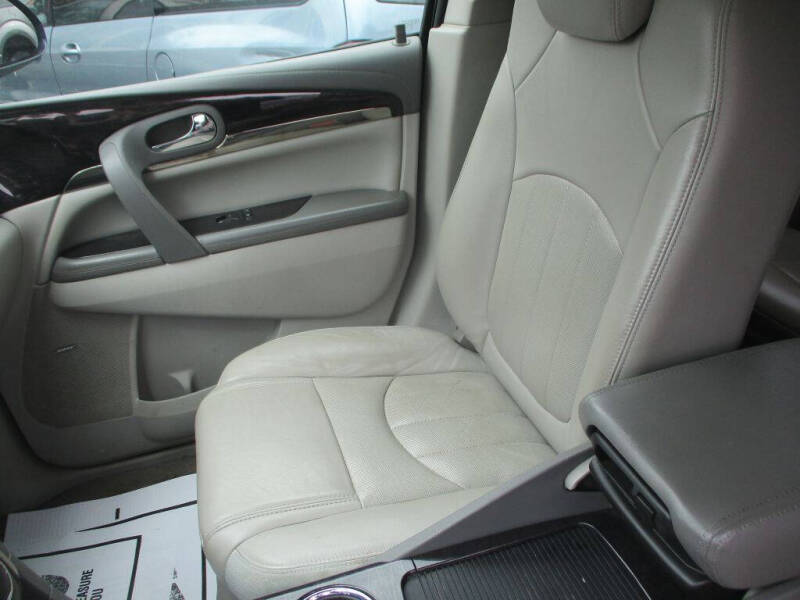 2017 Buick Enclave Leather