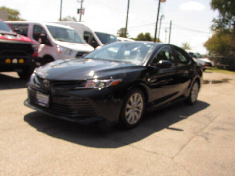 2020 Toyota Camry for sale at MOBILEASE INC. AUTO SALES in Houston TX