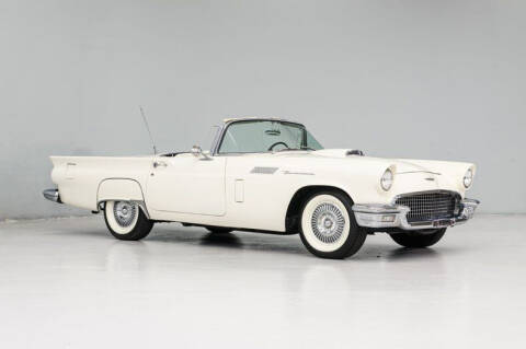 1957 Ford Thunderbird