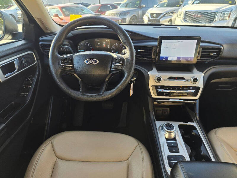 2021 Ford Explorer