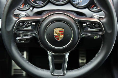 2016 Porsche Cayenne GTS