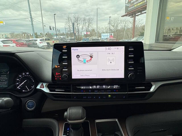 2022 Toyota Sienna XLE 7-Passenger