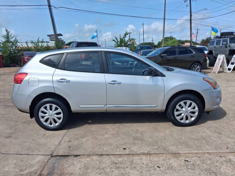 2014 Nissan Rogue Select S