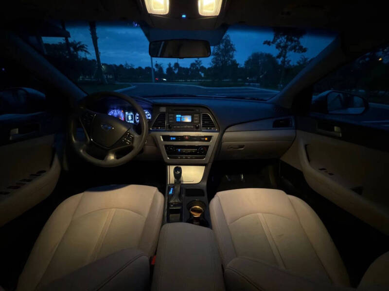 2015 Hyundai Sonata SE