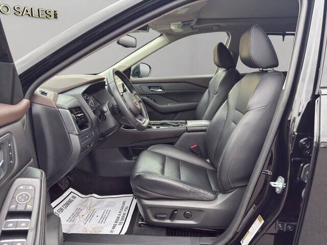 2023 Nissan Rogue SL