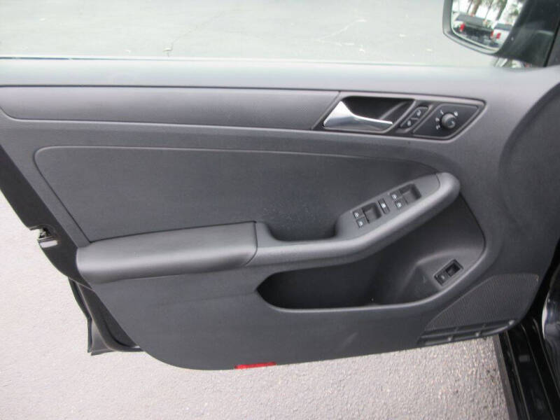 2016 Volkswagen Jetta