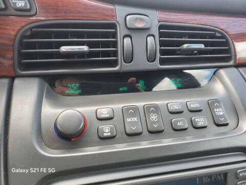 2004 Cadillac DeVille