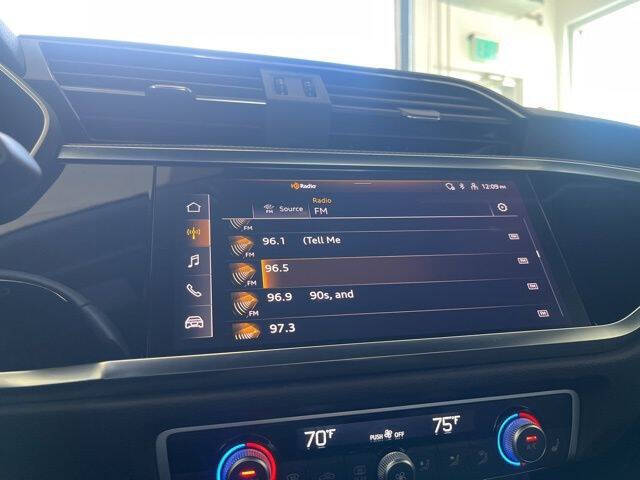 2025 Audi Q3 quattro S line Premium 45 TFSI