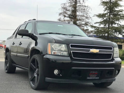 2007 Chevrolet Avalanche for sale at Autoaffari LLC in Sacramento CA