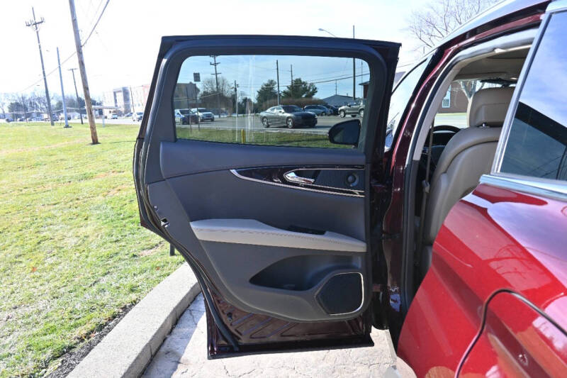 2023 Lincoln Nautilus Reserve