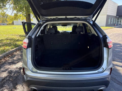 2020 Ford Edge Titanium