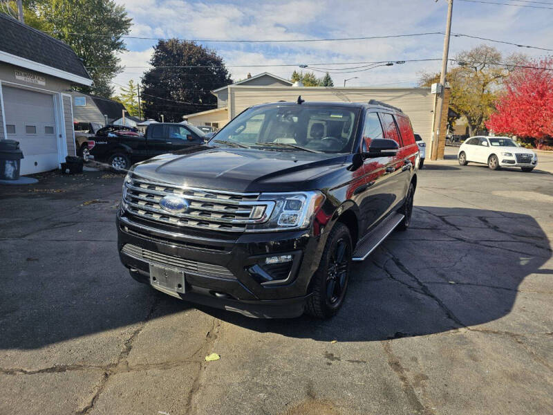 2021 Ford Expedition XLT's photo