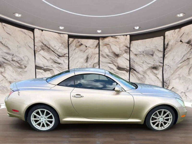 2004 Lexus SC 430