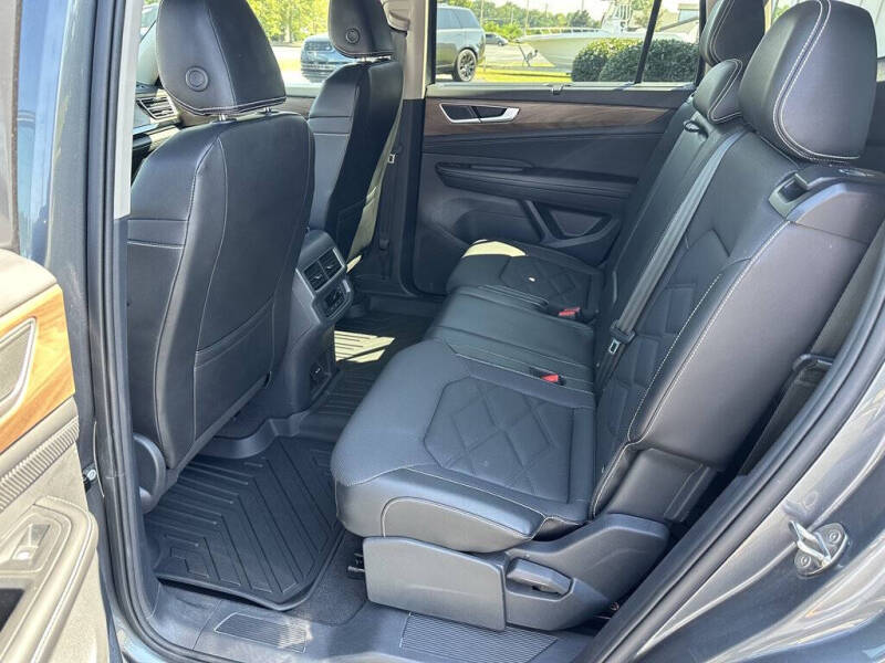 2024 Volkswagen Atlas SE