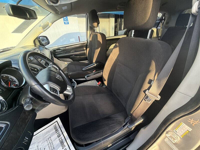 2015 Dodge Grand Caravan SE