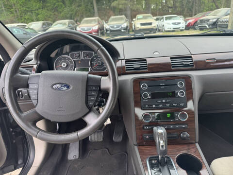 2008 Ford Taurus SEL