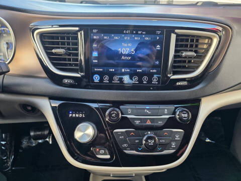2017 Chrysler Pacifica