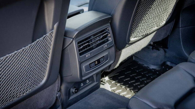 2022 Audi Q7 quattro Premium 55 TFSI