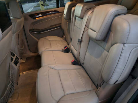 2013 Mercedes-Benz GL-Class GL 550 4MATIC