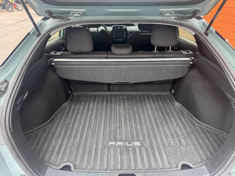 2022 Toyota Prius XLE AWD-e