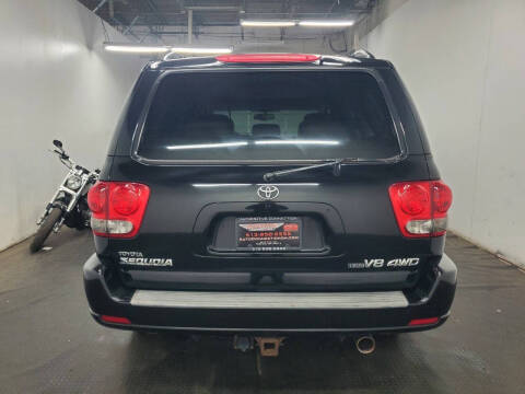 2005 Toyota Sequoia SR5