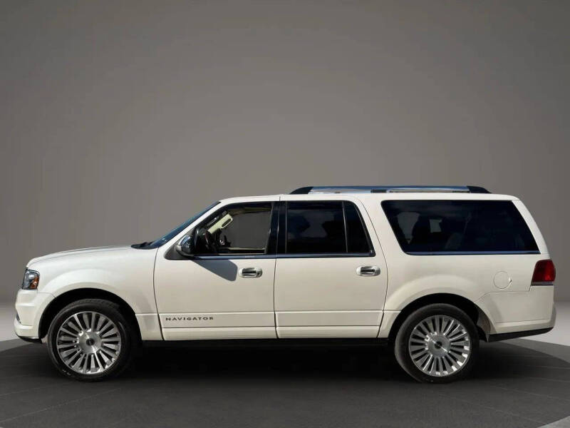 2016 Lincoln Navigator L Reserve