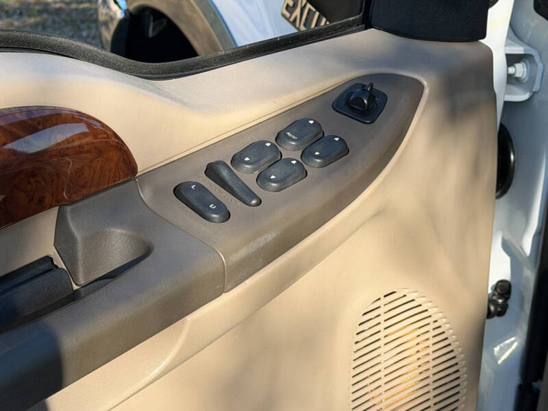 2000 Ford Excursion Limited