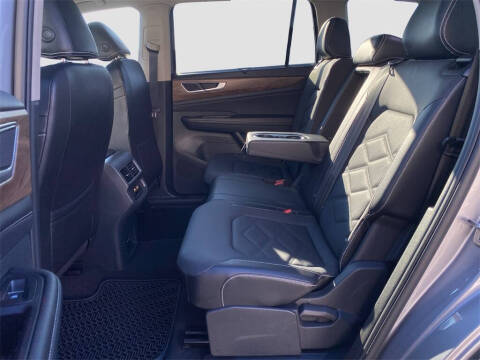 2024 Volkswagen Atlas SE