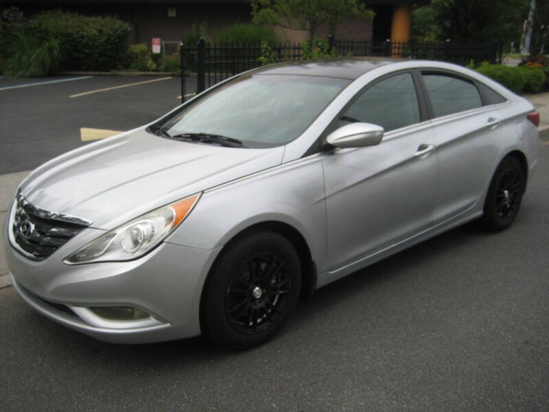 2013 Hyundai Sonata for sale at Top Choice Auto Inc in Massapequa Park NY