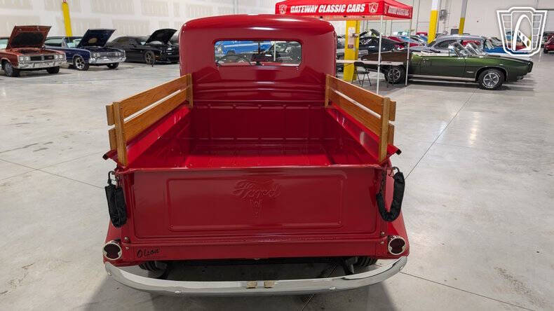 1937 Ford F-100