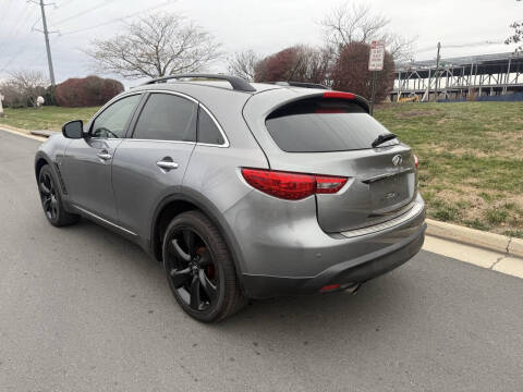 2015 Infiniti QX70