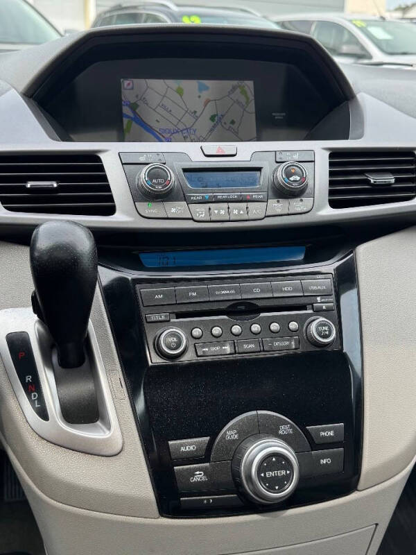 2011 Honda Odyssey EX-L w/DVD