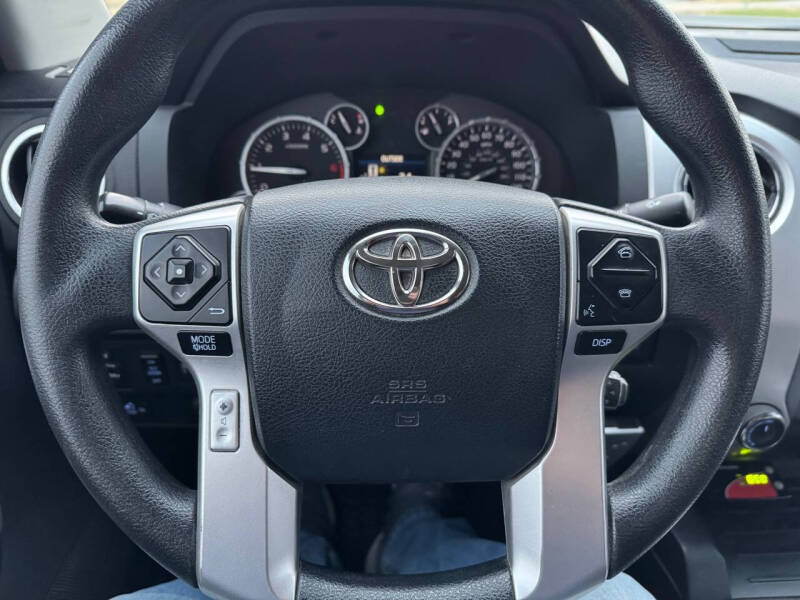 2014 Toyota Tundra SR5 photo 14