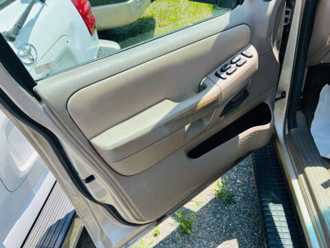 2005 Ford Explorer XLT