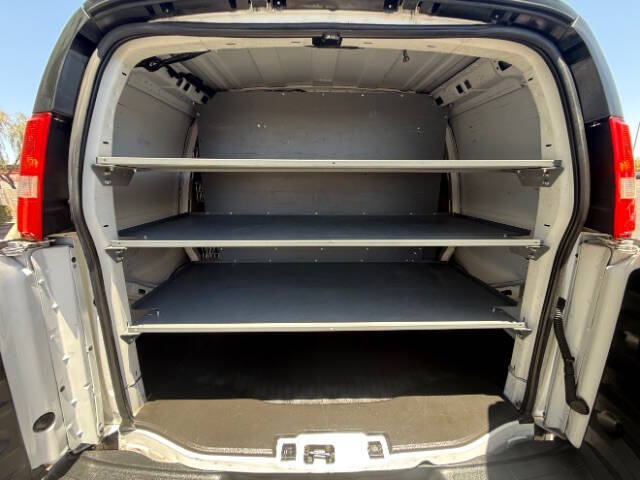 2021 Chevrolet Express 2500