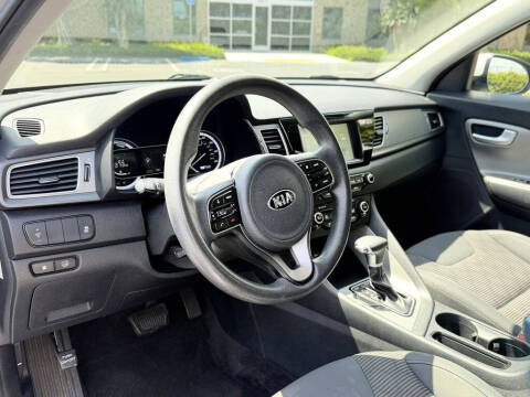 2017 Kia Niro FE