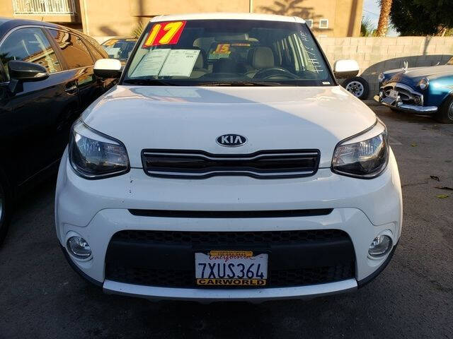 2017 Kia Soul +