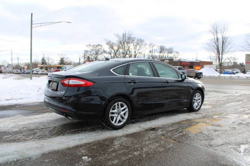 2014 Ford Fusion SE
